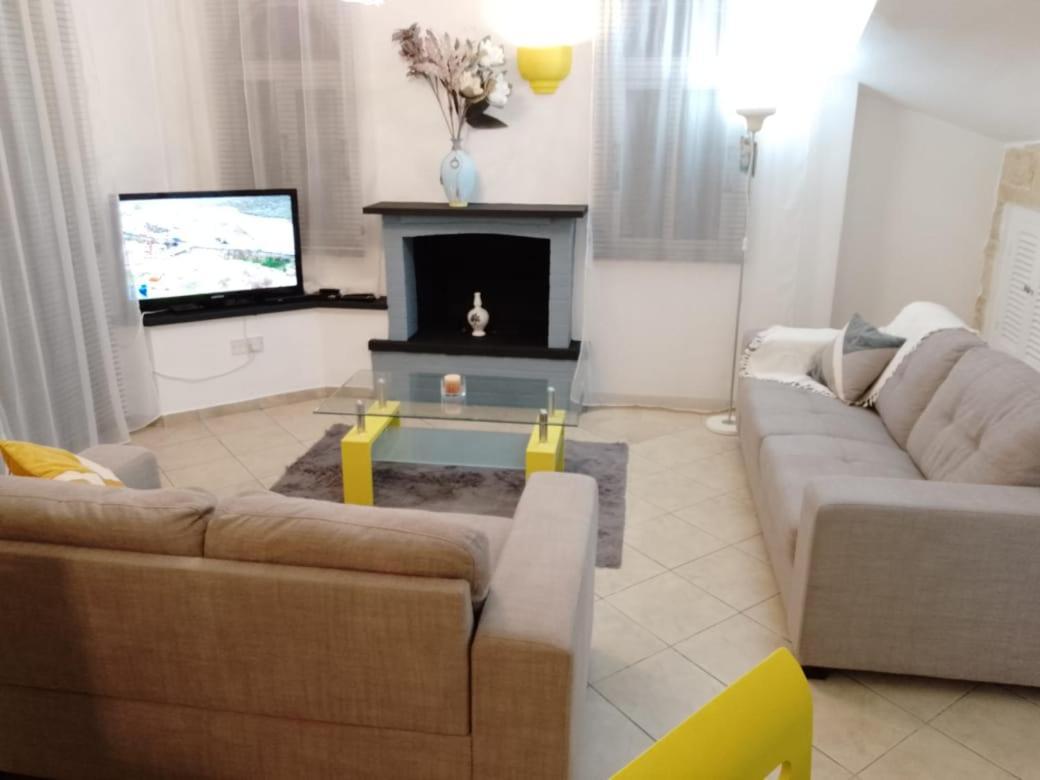 Villa Chrysanthemum Neo Chorio Luaran gambar