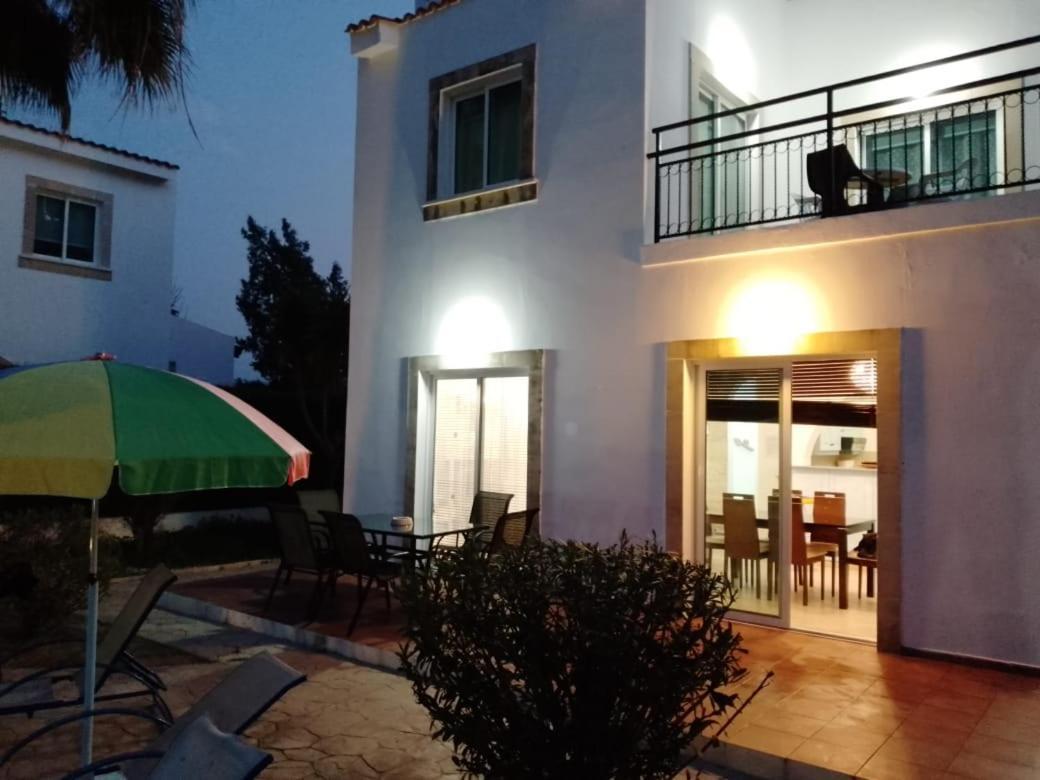 Villa Chrysanthemum Neo Chorio Luaran gambar