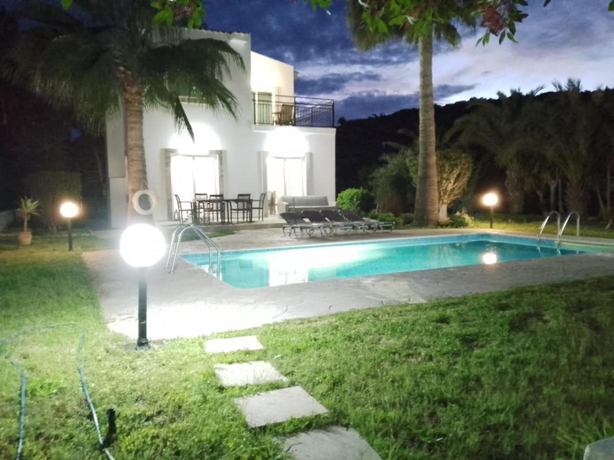 Villa Chrysanthemum Neo Chorio Luaran gambar