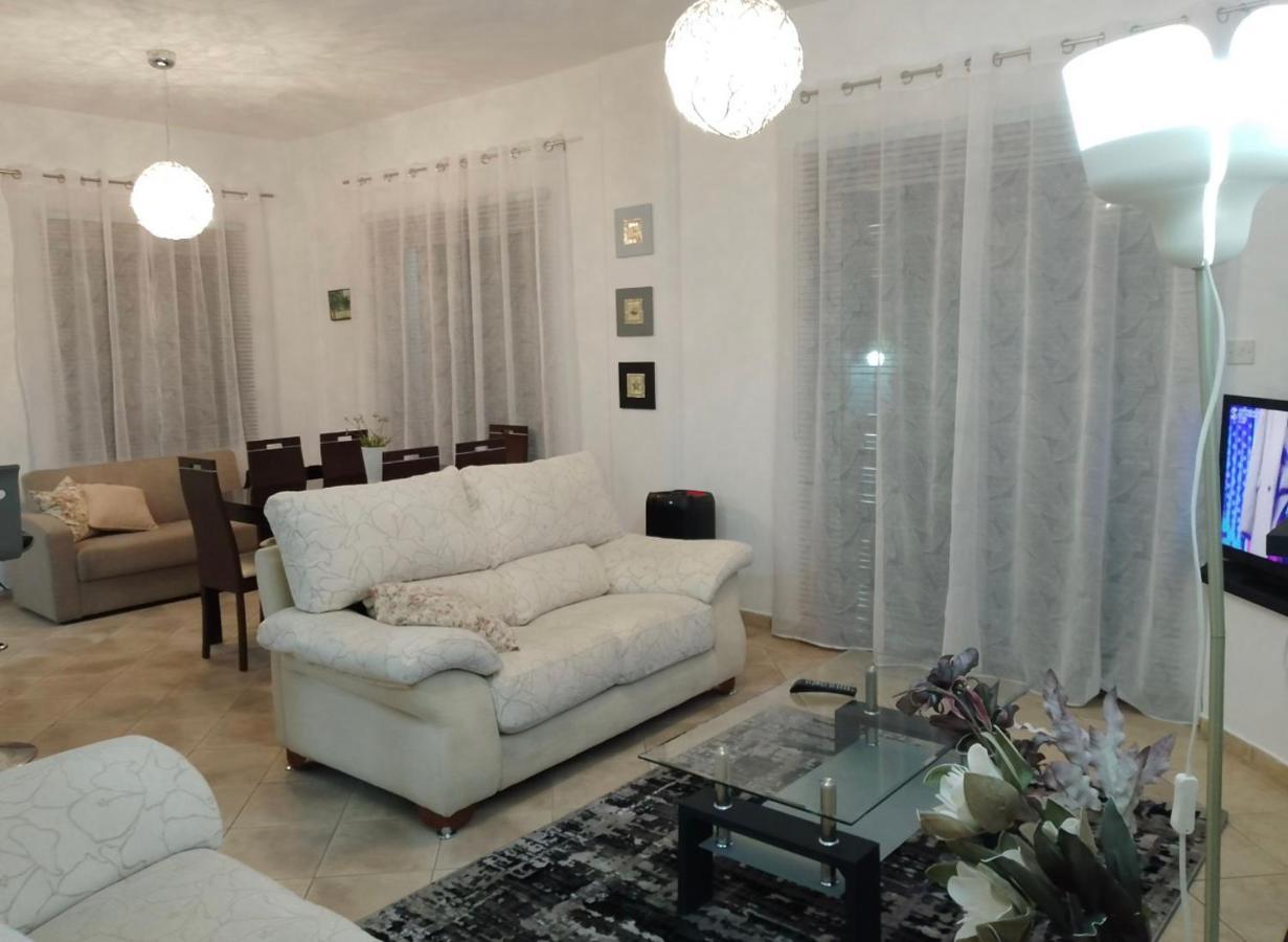 Villa Chrysanthemum Neo Chorio Luaran gambar